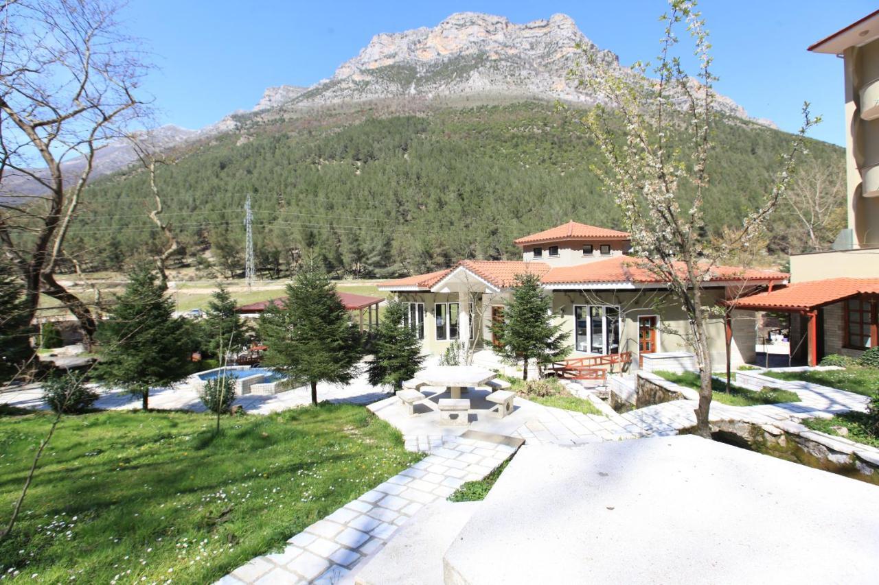 Hotel Gryka E Kelcyres Buitenkant foto