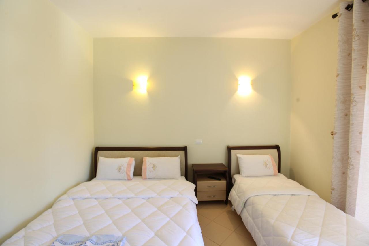 Hotel Gryka E Kelcyres Buitenkant foto