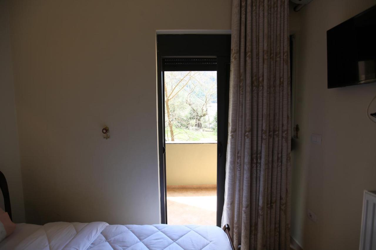 Hotel Gryka E Kelcyres Buitenkant foto